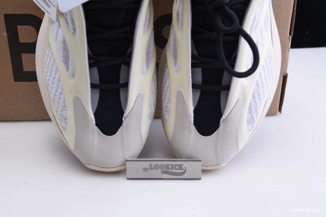 Azael Boost Yeezy V3 FW4980 700 Adidas 0817